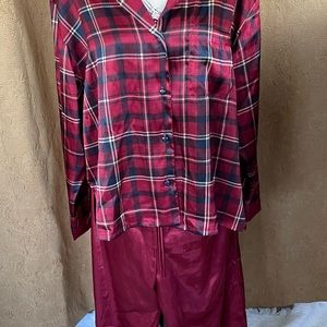 Womens silky pajama set